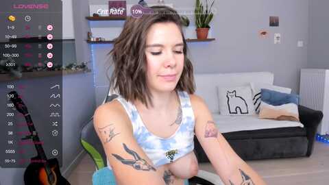 oliv_port @ myfreecams on 20231206