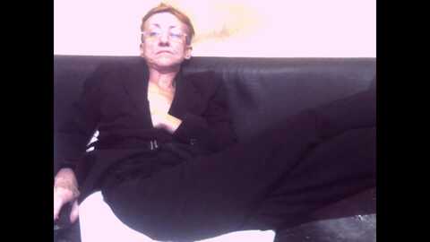 sexygeny @ myfreecams on 20231206