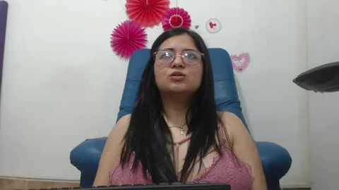 violeta_97 @ myfreecams on 20231206