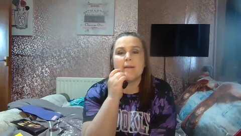 yummymummy39 @ myfreecams on 20231206