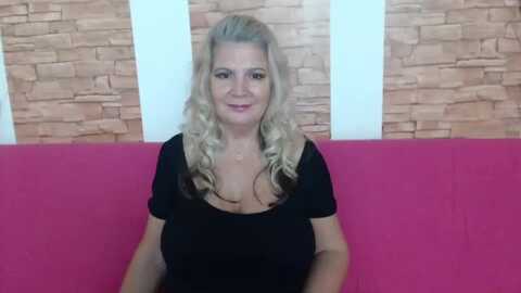 adama4u @ myfreecams on 20231207