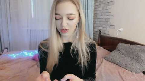 ambri_lili @ myfreecams on 20231207