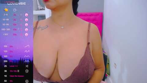 anubbisxox @ myfreecams on 20231207