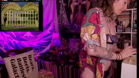 cdrtroi @ myfreecams on 20231207