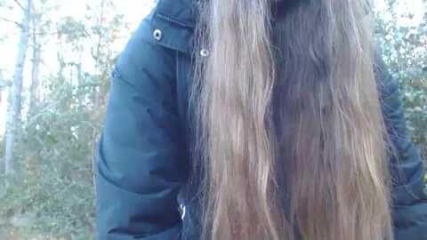 girloffgrid @ myfreecams on 20231207