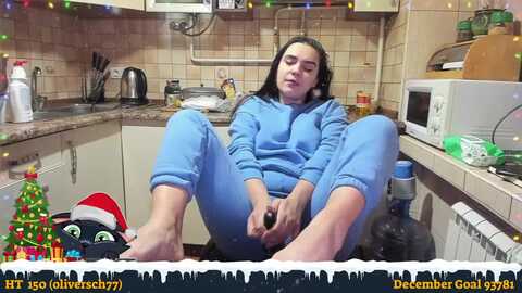 hell_belle @ myfreecams on 20231207