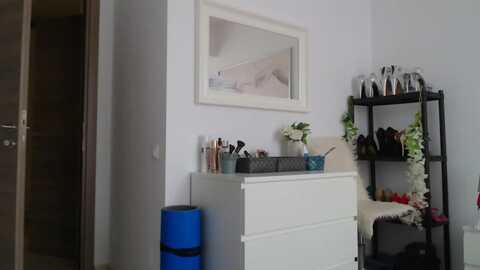 hrystina_ @ myfreecams on 20231207