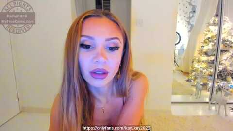 itskendall @ myfreecams on 20231207