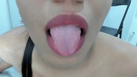 kellymanely @ myfreecams on 20231207