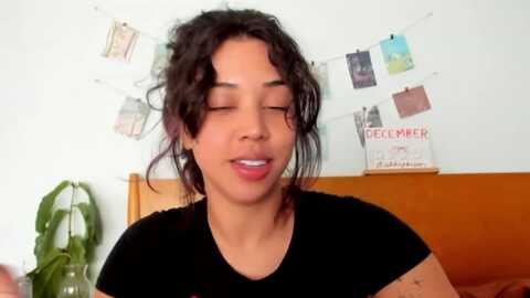 kissinghigh @ myfreecams on 20231207