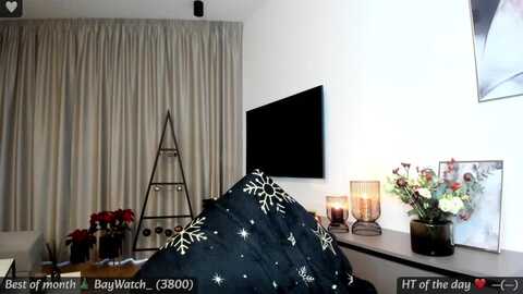 mi_ha @ myfreecams on 20231207