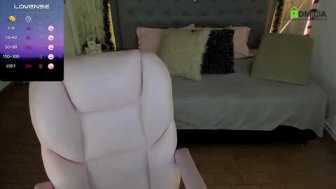 paula_rous @ myfreecams on 20231207