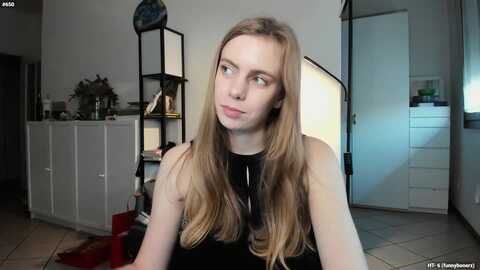 personage @ myfreecams on 20231207