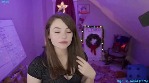 s_o_p_h_i_e @ myfreecams on 20231207