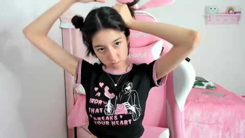 cherrycute666 @ myfreecams on 20231208
