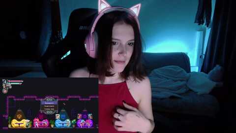 crybabykys @ myfreecams on 20231208