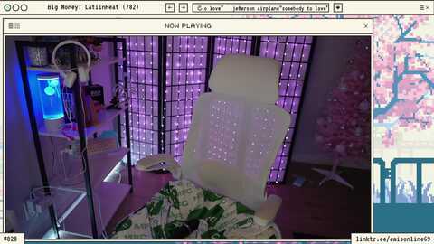emmel1ne @ myfreecams on 20231208