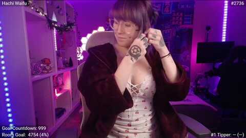 hachiwaifu @ myfreecams on 20231208