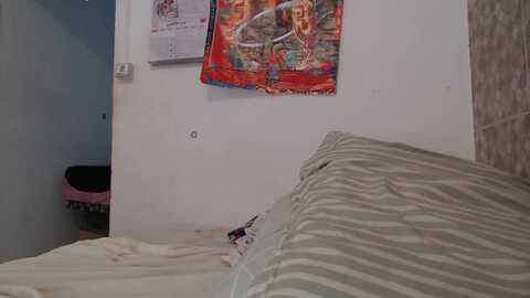 lauraflor @ myfreecams on 20231208