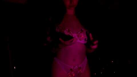 n0valy @ myfreecams on 20231208