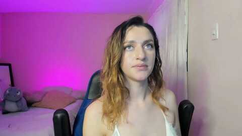 petuchel @ myfreecams on 20231208