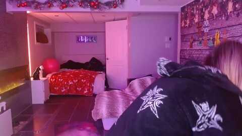 serafina @ myfreecams on 20231208