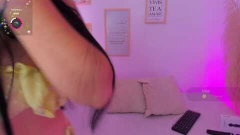 alyssia_dange @ myfreecams on 20231209