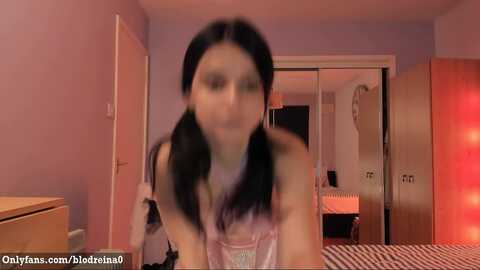 blodreina @ myfreecams on 20231209