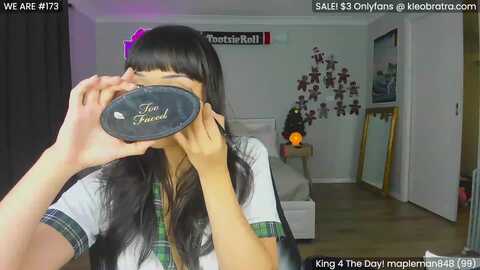 kleobratra @ myfreecams on 20231209