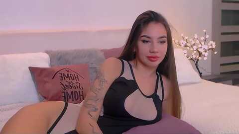 selenalo @ myfreecams on 20231209