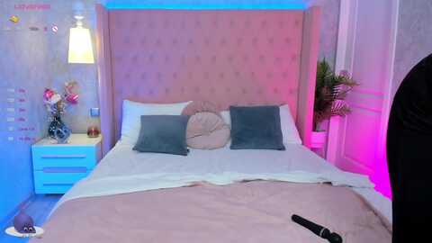 stacyjey @ myfreecams on 20231209