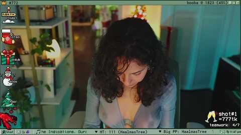 terra @ myfreecams on 20231209