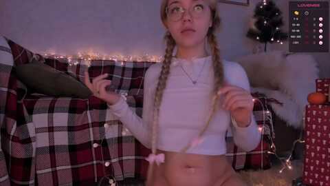 droolgirl @ myfreecams on 20231210