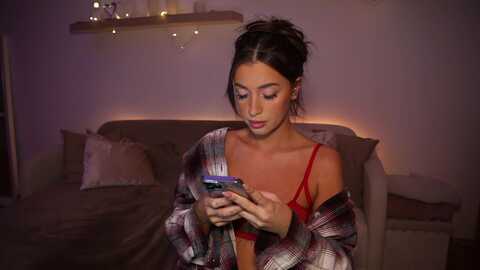 emma_ruby @ myfreecams on 20231210