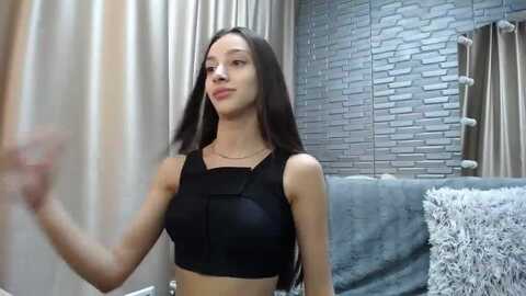 lea_lexis @ myfreecams on 20231210