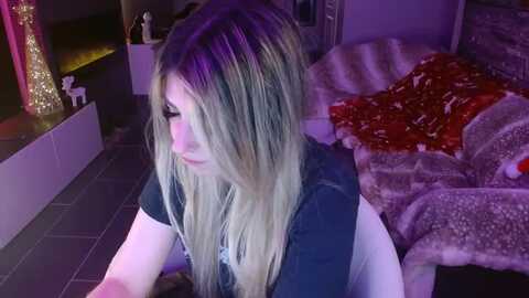 serafina @ myfreecams on 20231210