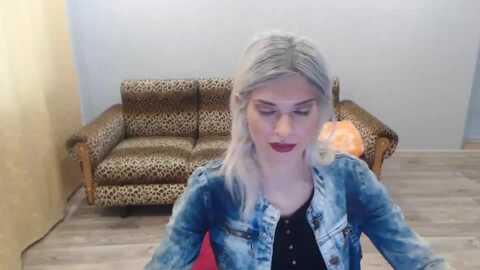 sexybeatriice @ myfreecams on 20231210