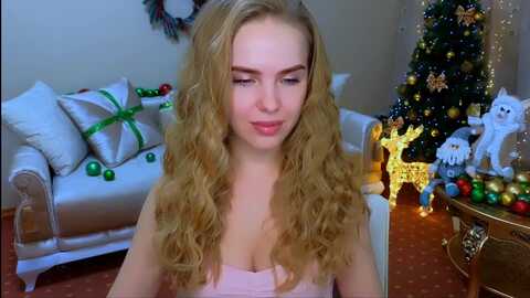 showmetheway @ myfreecams on 20231210