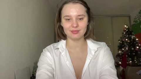 tifanytatum @ myfreecams on 20231210