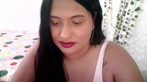 alice_222 @ myfreecams on 20231211