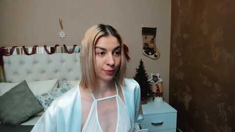 alinablank @ myfreecams on 20231211