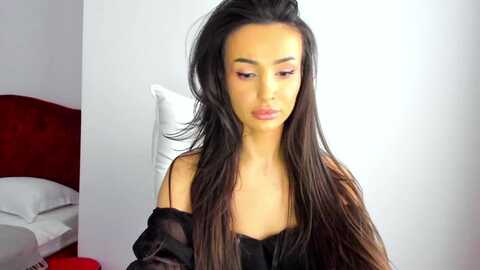 alyssiakent1 @ myfreecams on 20231211