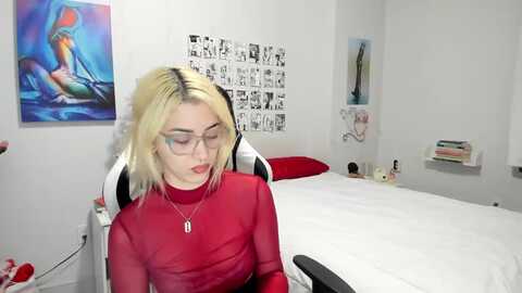 annatame @ myfreecams on 20231211