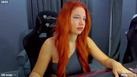 blueees @ myfreecams on 20231211