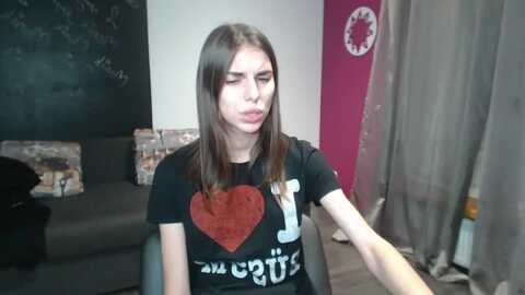 emmygrace @ myfreecams on 20231211