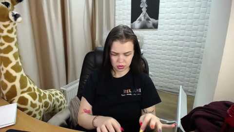 gianna_dior @ myfreecams on 20231211