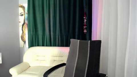 greybunny @ myfreecams on 20231211