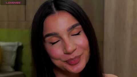 iamonline @ myfreecams on 20231211