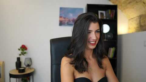 julia_roca @ myfreecams on 20231211