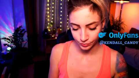 kend_dall @ myfreecams on 20231211